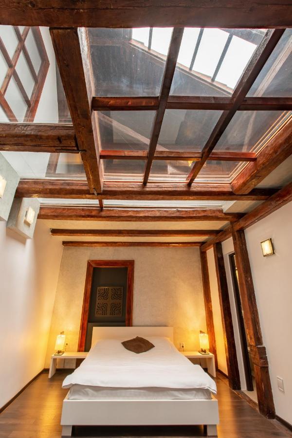 Vendi Grand Square Residence Sibiu Buitenkant foto